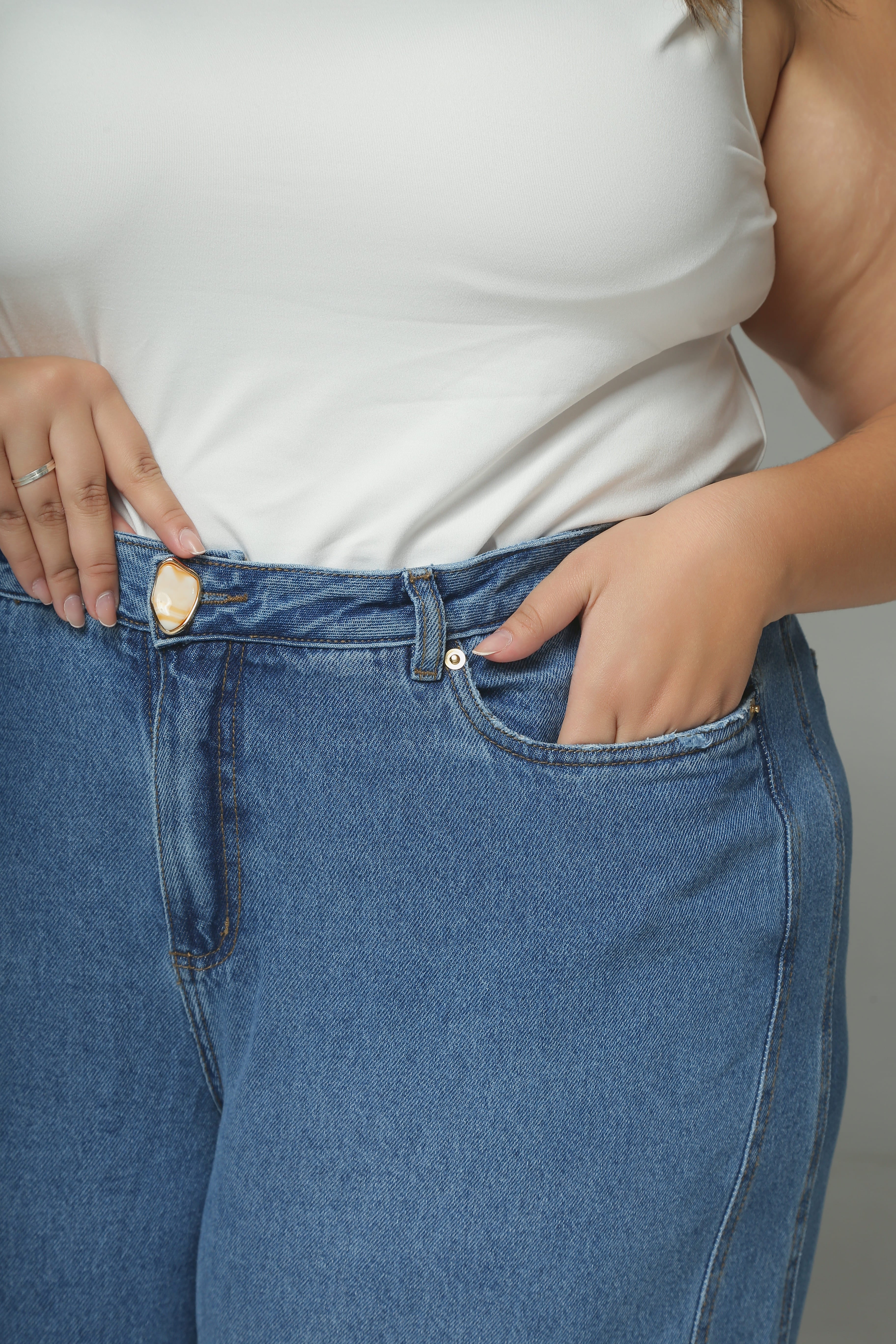 Calça Jeans Plus Size Wide Leg Cintura Alta Azul Claro