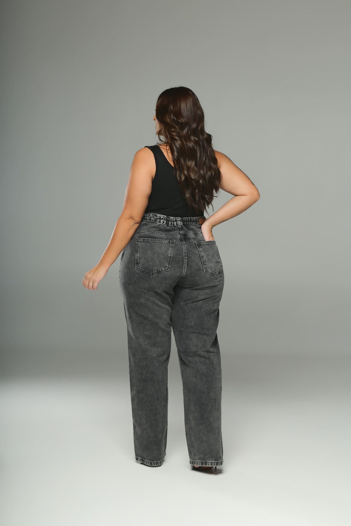 Calça Jeans Plus Size Reta Cintura Alta Preta