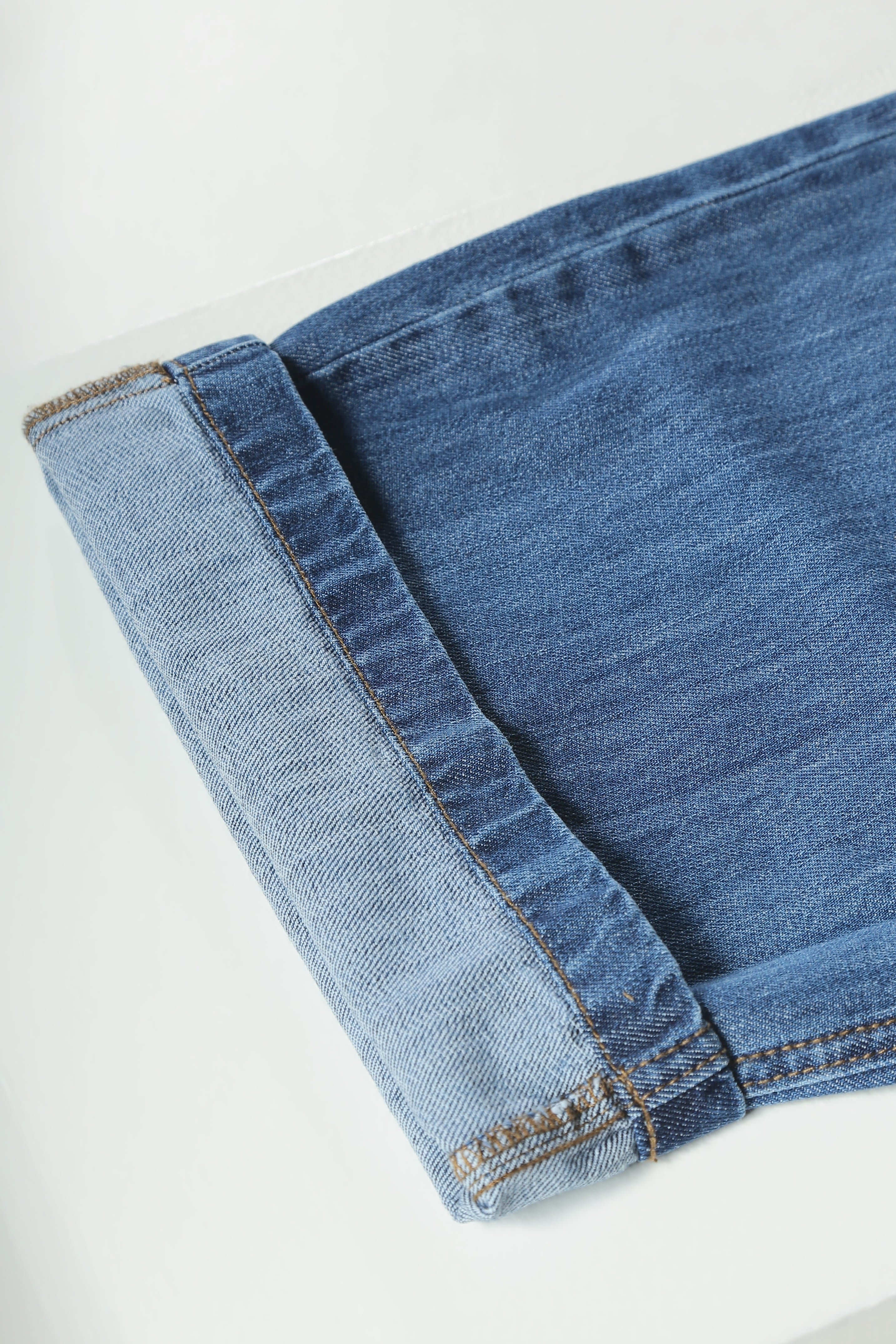 Calça Jeans Plus Size Reta Cintura Alta Azul Médio