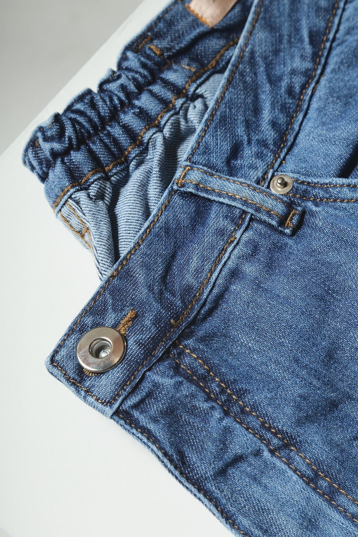 Calça Jeans Plus Size Reta Cintura Alta Azul Médio